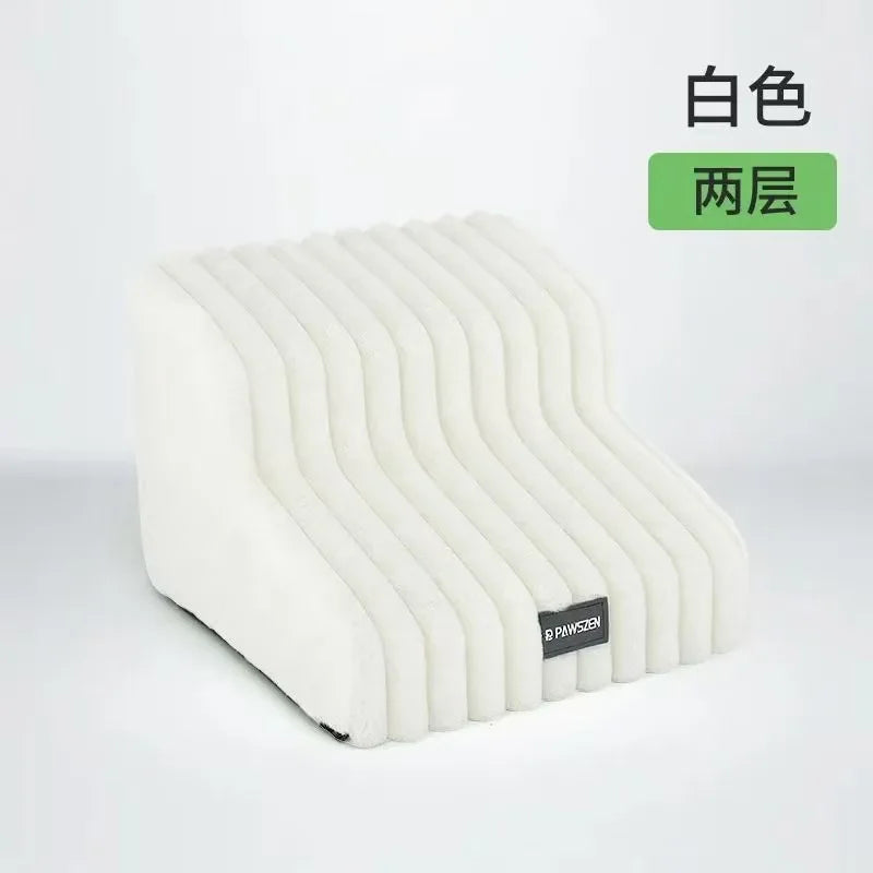 White anti-slip foam pet stairs ladder with ribbed step treads and rounded side panels