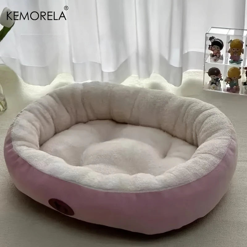 Plush Oval Pet Bed – Washable All-Season Cat & Dog Cushion