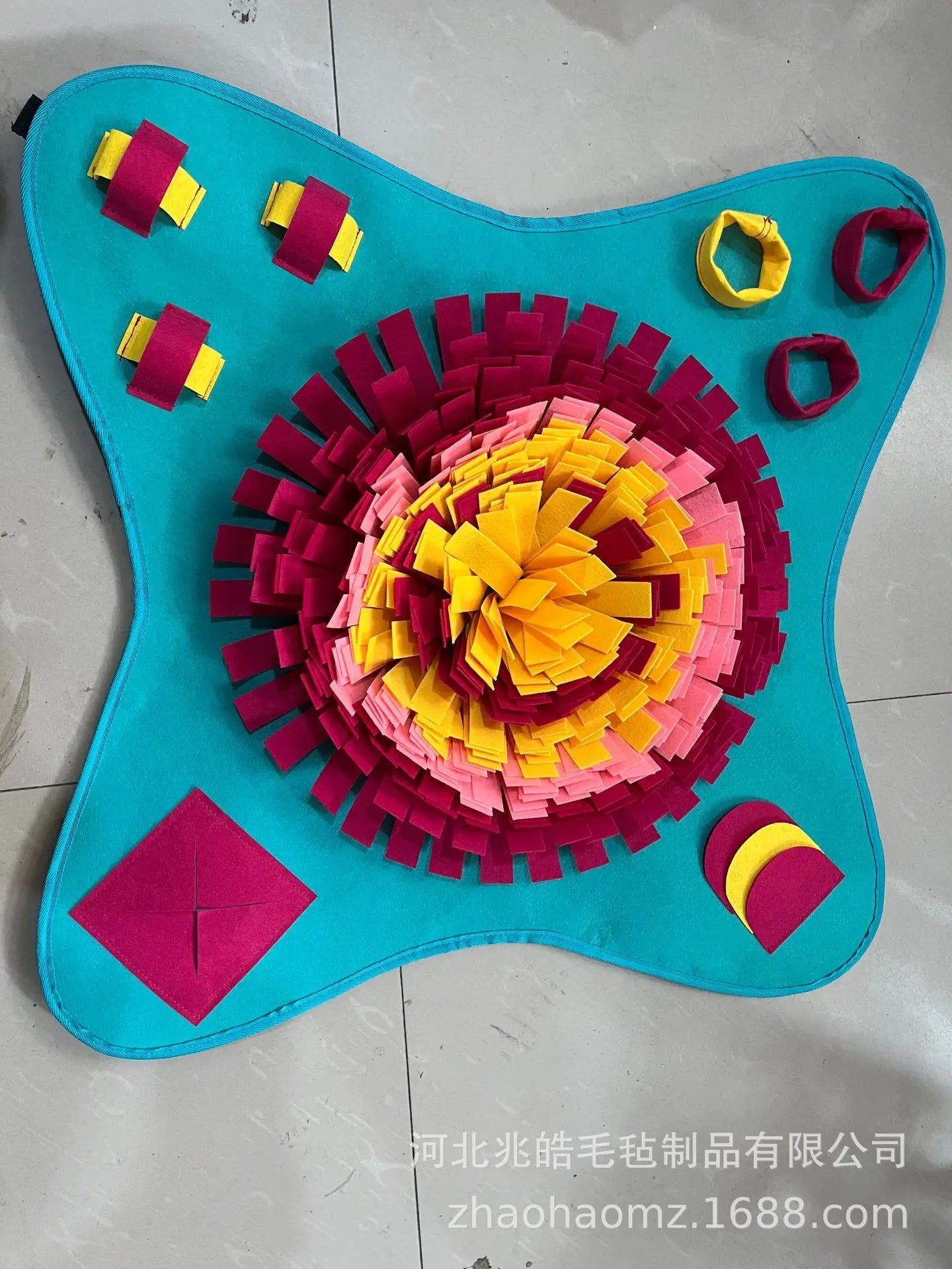 Interactive Pet Snuffle Mat for Dogs Natural Foraging Skills