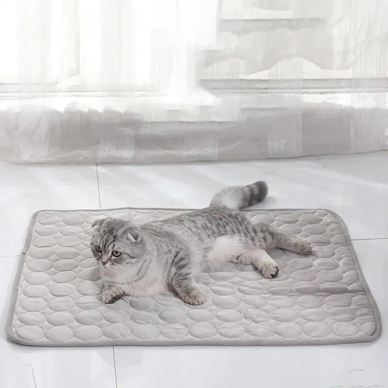 Summer Ice Cooling Pet Sofa Bed Mat for Small Dogs
