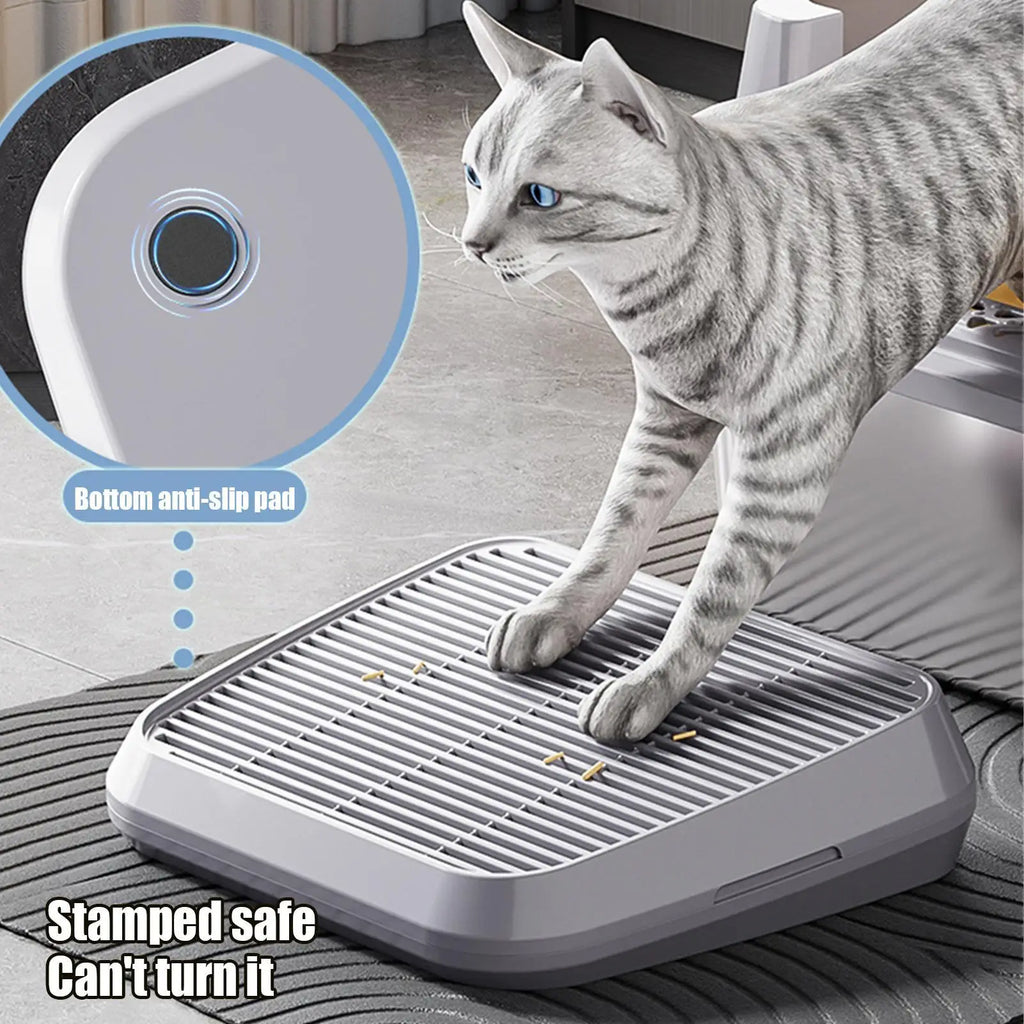 Cat litter ramp mat with raised tray insert and ribbed anti-slip surface, light gray