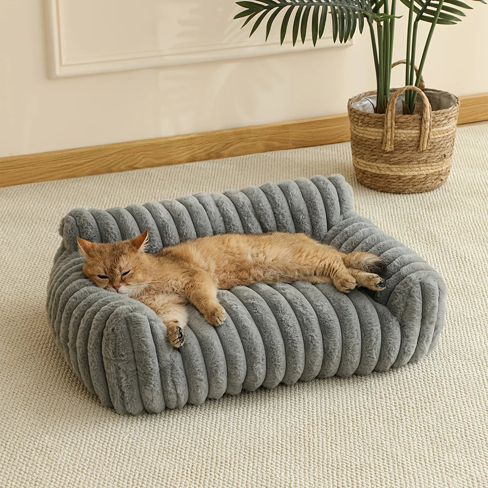 Soft Polyester Cat Sofa Bed Breathable All Seasons