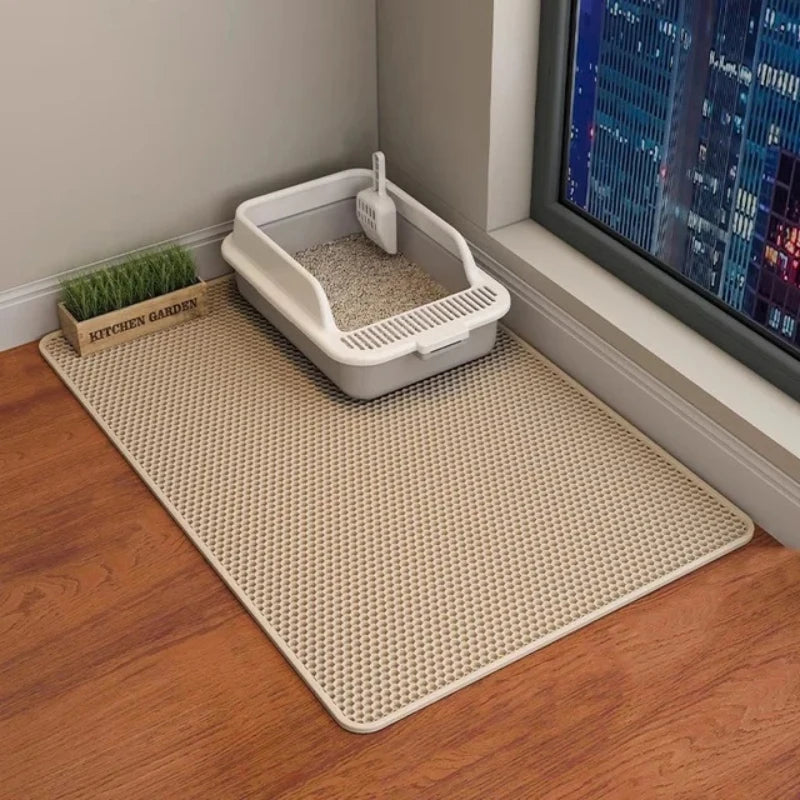 Urine-proof foldable litter mat with honeycomb texture, beige surface